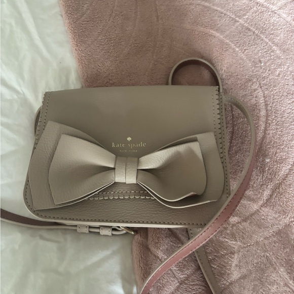 Kate Spade Pink Bow Crossbody Purse - Picture 1 of 2